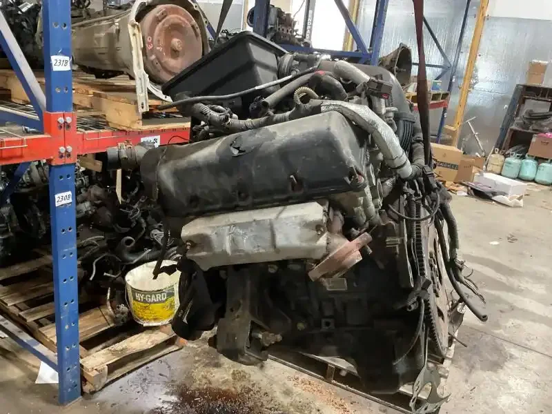 Used Mitsubishi Raider V6 engine Side