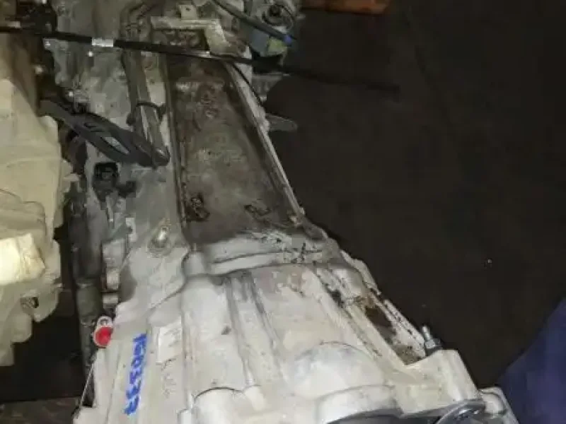 Nissan Pathfinder 5.6L 4x4 transmission assembly